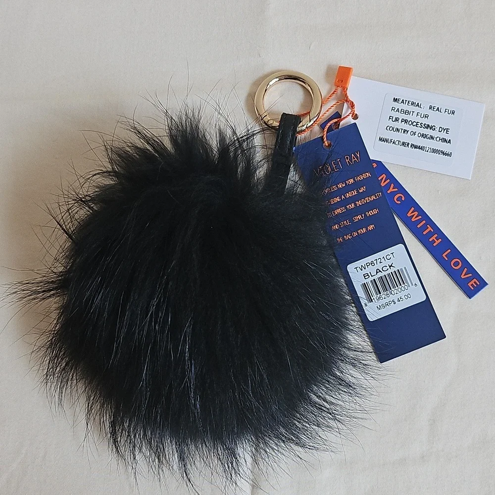 VIOLET RAY Rabbi Fur Charm. - Picture 5 of 5